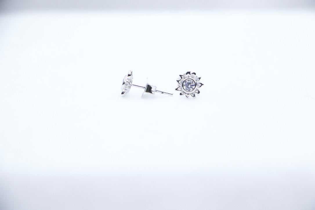 Sunbeam Spark Studs