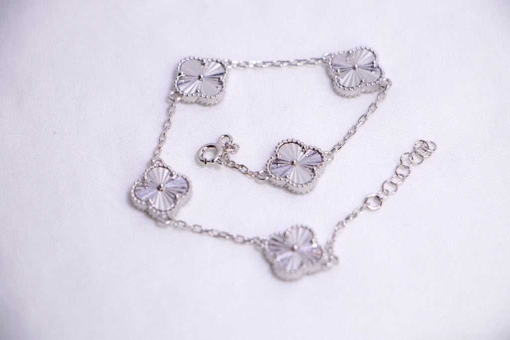 Silver Clover Petite Diamond Bracelet