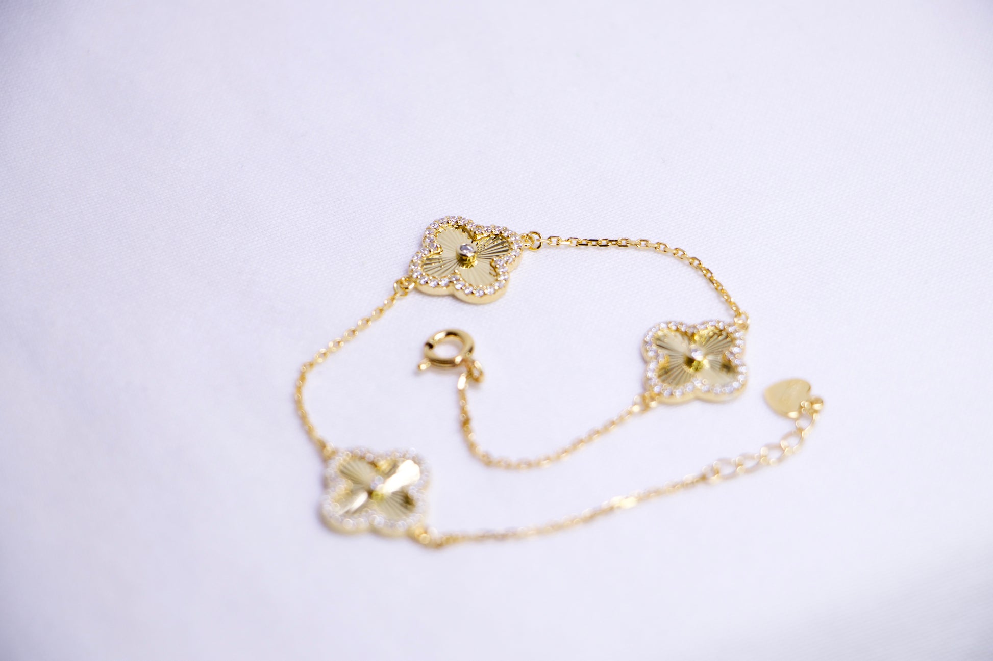 Gold Clover Diamond Bracelet
