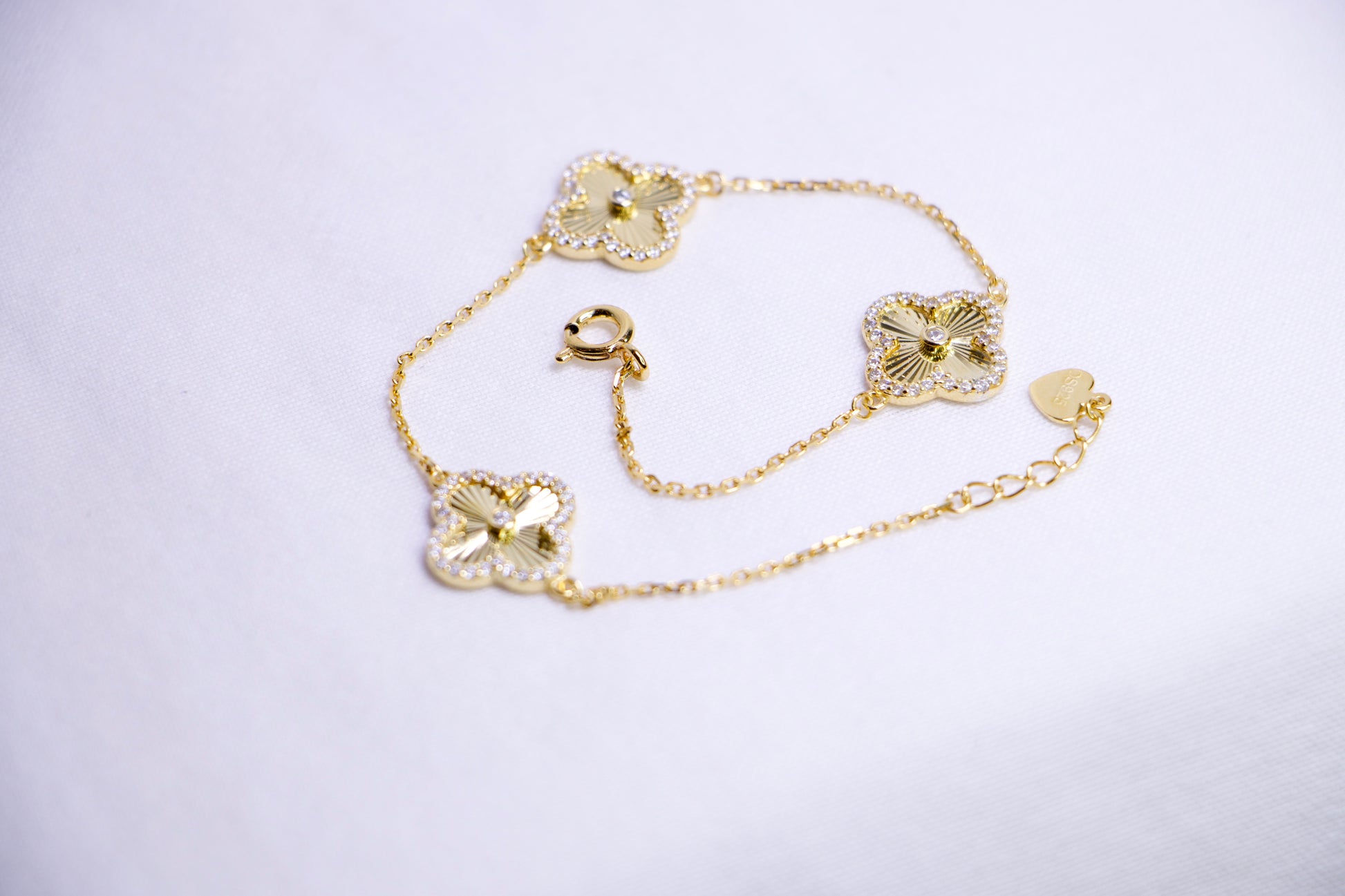 Gold Clover Diamond Bracelet