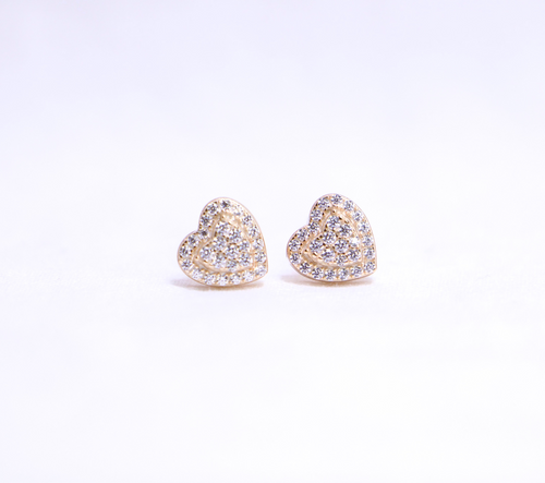 Amour Studs