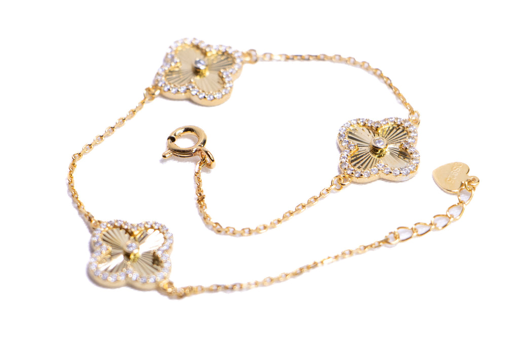 Gold Clover Diamond Bracelet